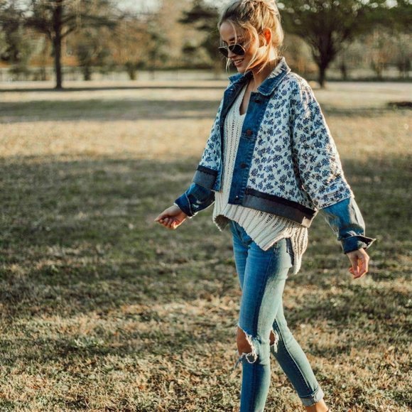 Free People DITSY DENIM Quilted FLORAL Jacket M L - Picture 2 of 10
